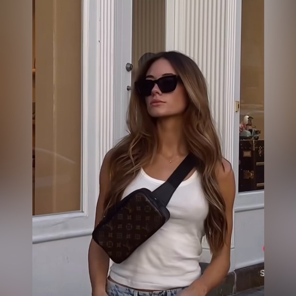 Louis Vuitton Vintage Boho Fanny Pack - Picture 10 of 12